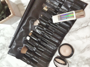 crownbursh flatlay2