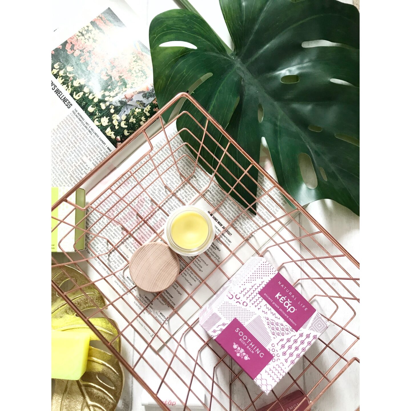 Kear Life flatlay
