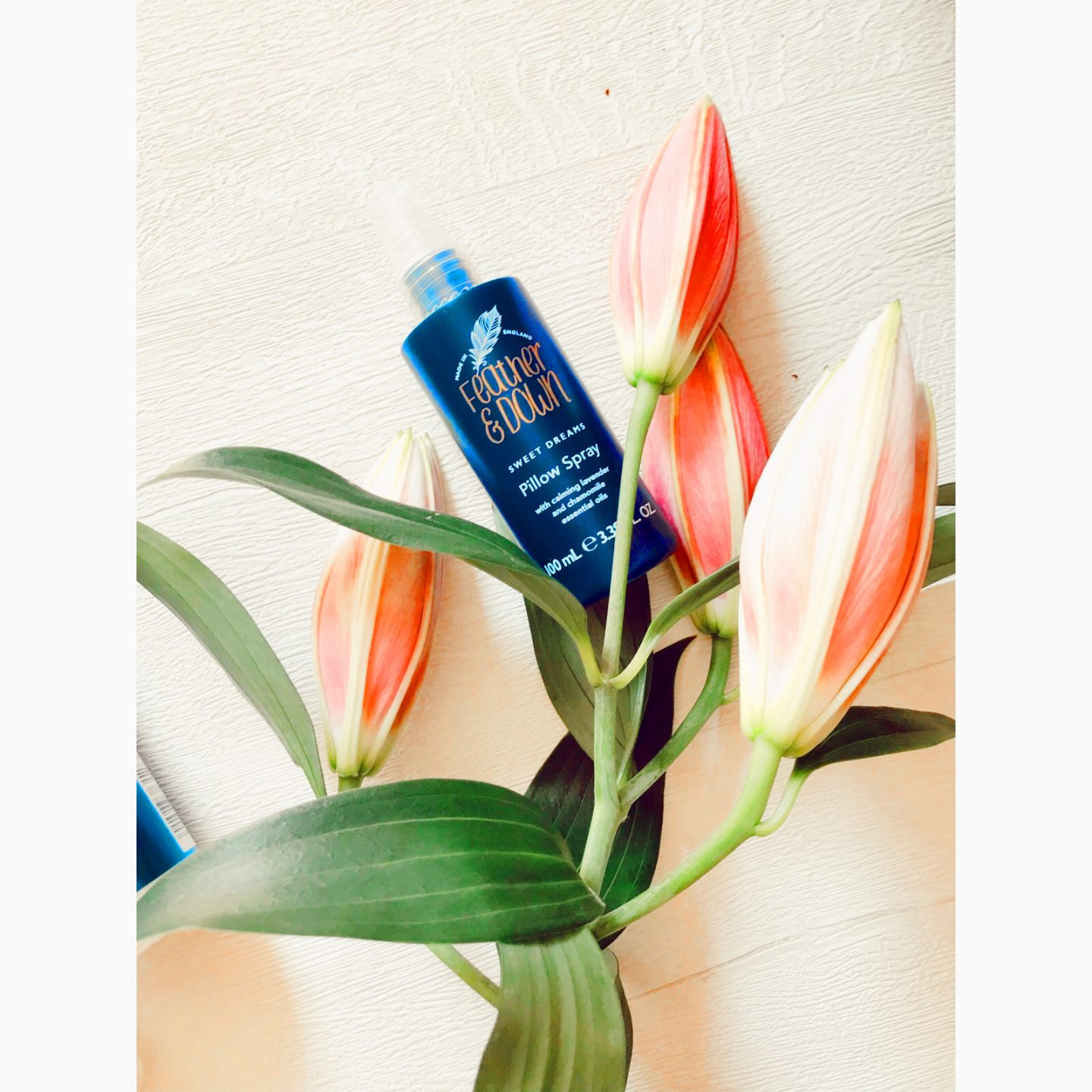 Feather & Down de-stress skincare